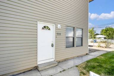 Main picture of 335 S 11th E