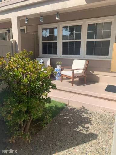 Main picture of 242 E California Blvd