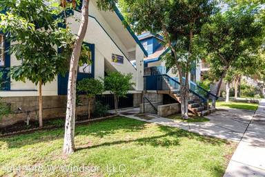 Main picture of 444 W Windsor Rd