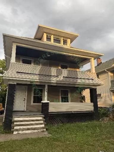 Main picture of 4427 W 49th St
