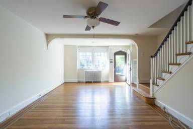 Main picture of 3470 W Penn St