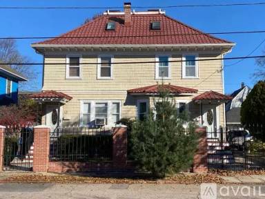 Main picture of 43 Edgewood Ave