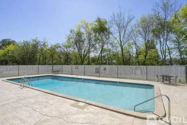 Main picture of 1102 Granville Rd