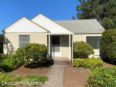 Main picture of 2328 Washington St
