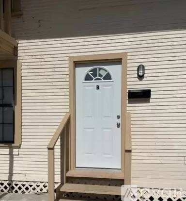 Main picture of 1505 W Elizabeth St