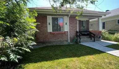 Main picture of 646 N 3565 E