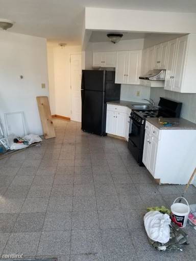 Main picture of 2530 Holland Ave