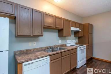 Main picture of 2440 Portland Ave