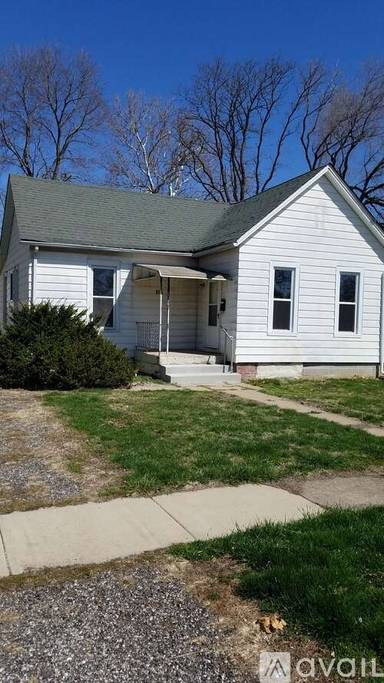 Main picture of 805 E Black Ave