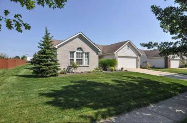 Main picture of 3556 Hamilton St