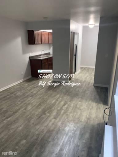 Main picture of 1040 W Hollywood Ave Apartments
