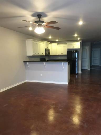 Main picture of 2 Windy Meadow Ln