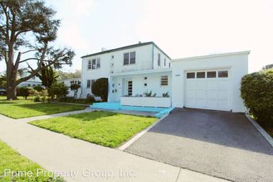 Main picture of Alameda Point