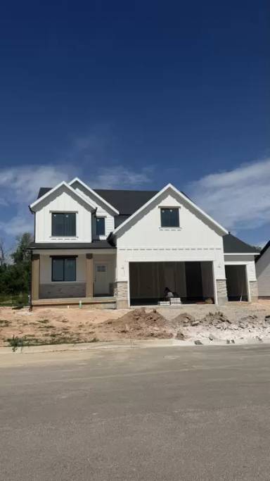 Main picture of 204 N Rick Way