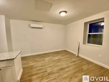 Main picture of 27 Water St