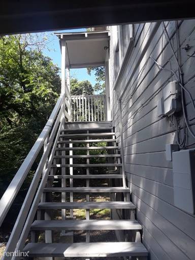 Main picture of 628 N 36th St