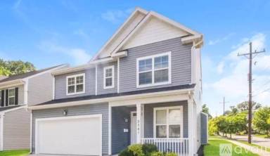 Main picture of 2741 Bapaume Ave