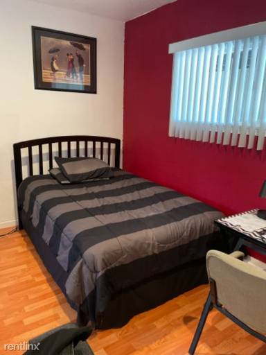 Main picture of 1202 S Winchester Blvd