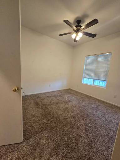 Main picture of 2068 W Merritt St