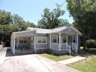 Main picture of 529 Ditmar St