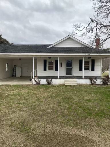Main picture of 515 N Cox Rd