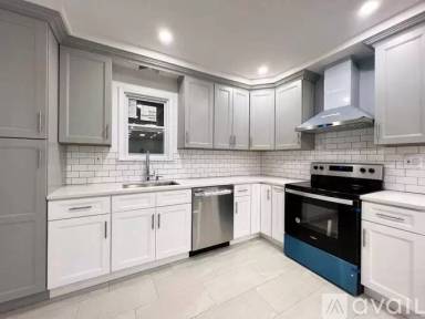 Main picture of 178 Chandler Ave
