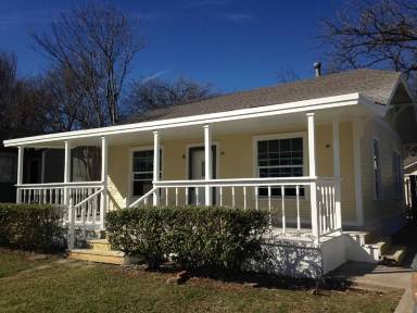 Main picture of 5308 Pershing Ave