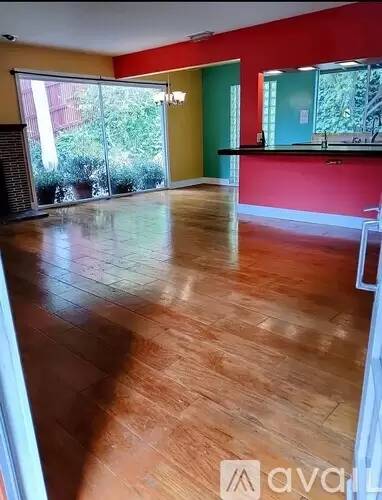 Main picture of 3392 Barham Blvd