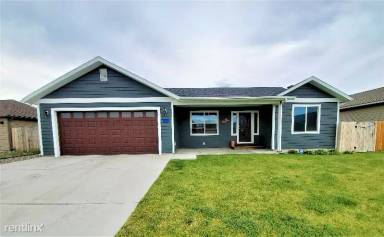 Main picture of 908 Meriwether Dr E