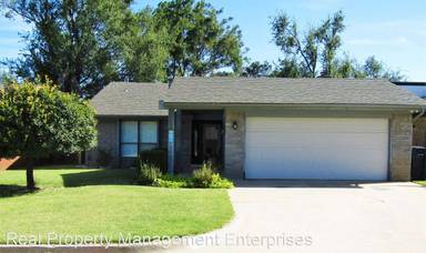 Main picture of 12412 Clarence Ct