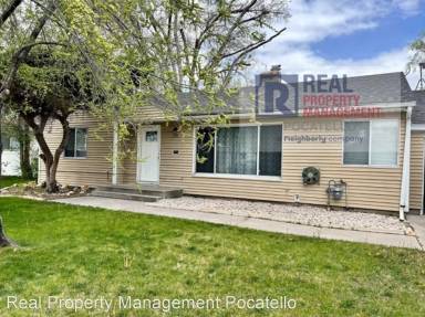 Main picture of 262 Jefferson Ave