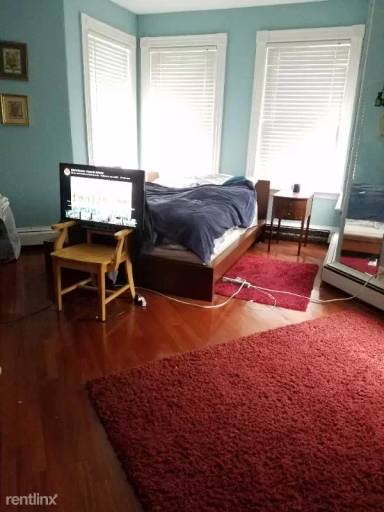 Main picture of 14 Hillside St