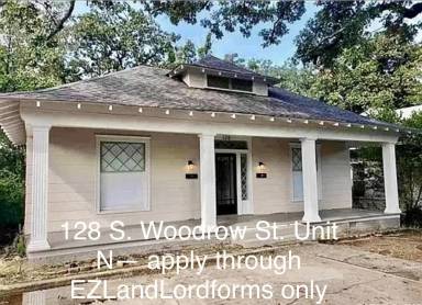 Main picture of 128 S Woodrow St