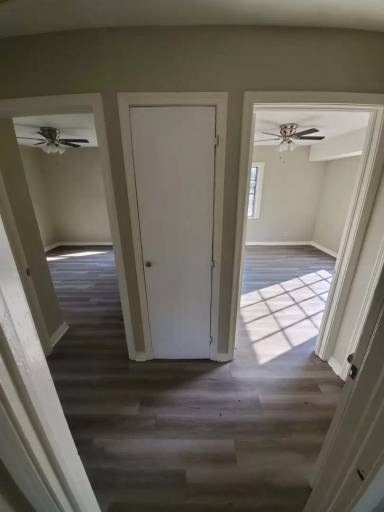 Main picture of 2844 Toluca Ave