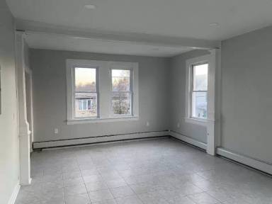 Main picture of 111 Garfield Ave