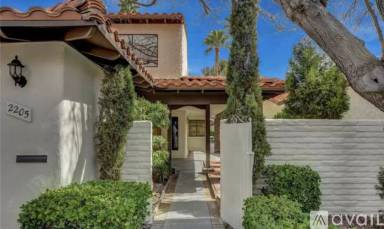Main picture of 2205 Plaza del Robles