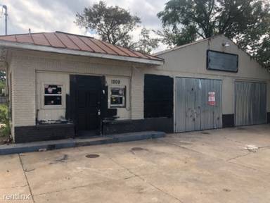 Main picture of 1209 Elm Ave