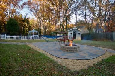 Main picture of 308 College Park Dr