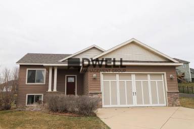 Main picture of 5321 Ridgeview Dr NW