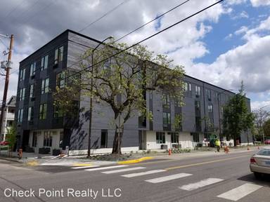 Main picture of 505 NE Dekum St
