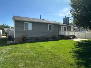Main picture of 428 W Creekside Way