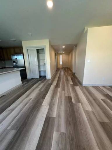 Main picture of 1908 Oak Rd