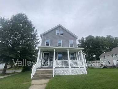 Main picture of 200 King Street - 3