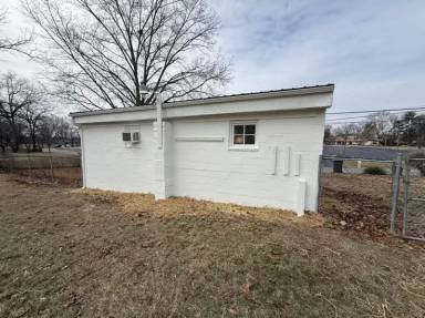 Main picture of 404 Black Oak Dr