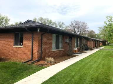 Main picture of 2301 W 14 Mile Rd