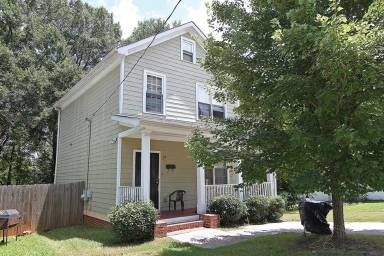 Main picture of 1022 Sims St SW