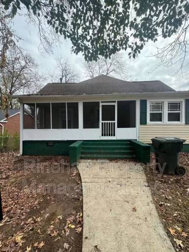 Main picture of 504 N Confederate Ave