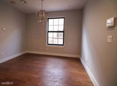 Main picture of 3620 Parsons Blvd