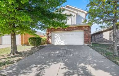 Main picture of 2728 Mountain Lion Dr