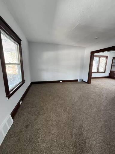 Main picture of 4119 E 111th St